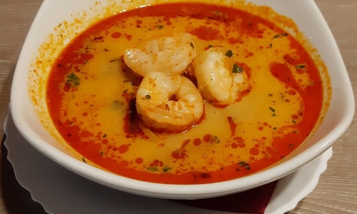 «Tom Yum» Tai terav supp mereandidega