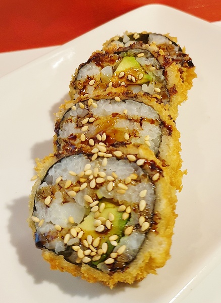 Tempura maki kalmaariga(10 tk)