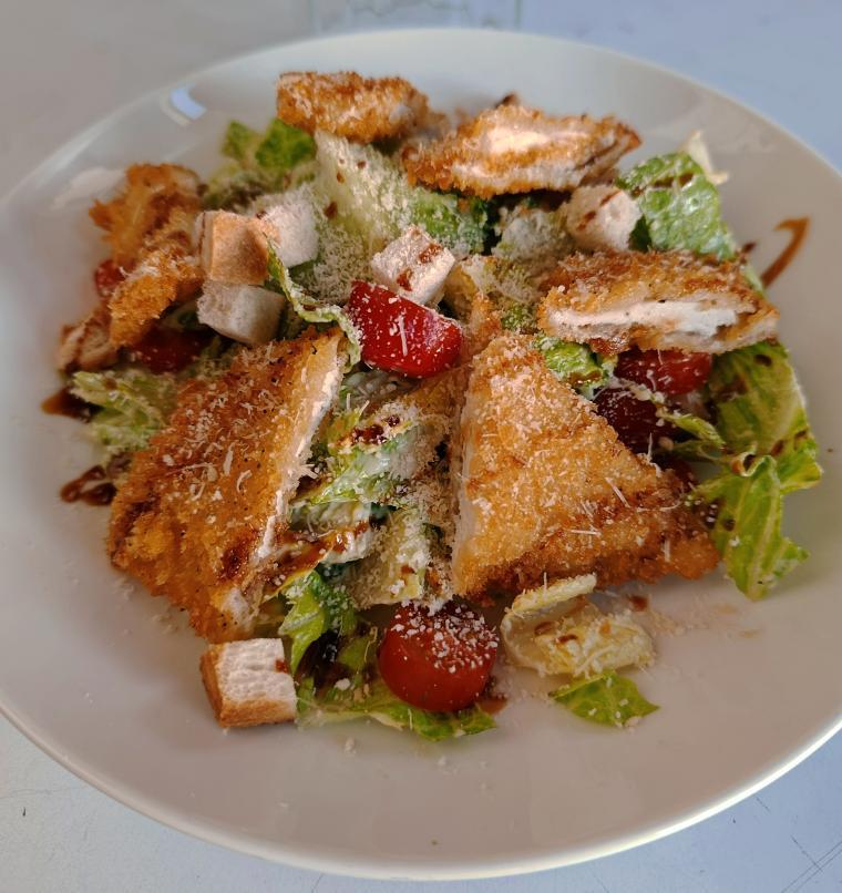 Салат «Цезарь» с курицей